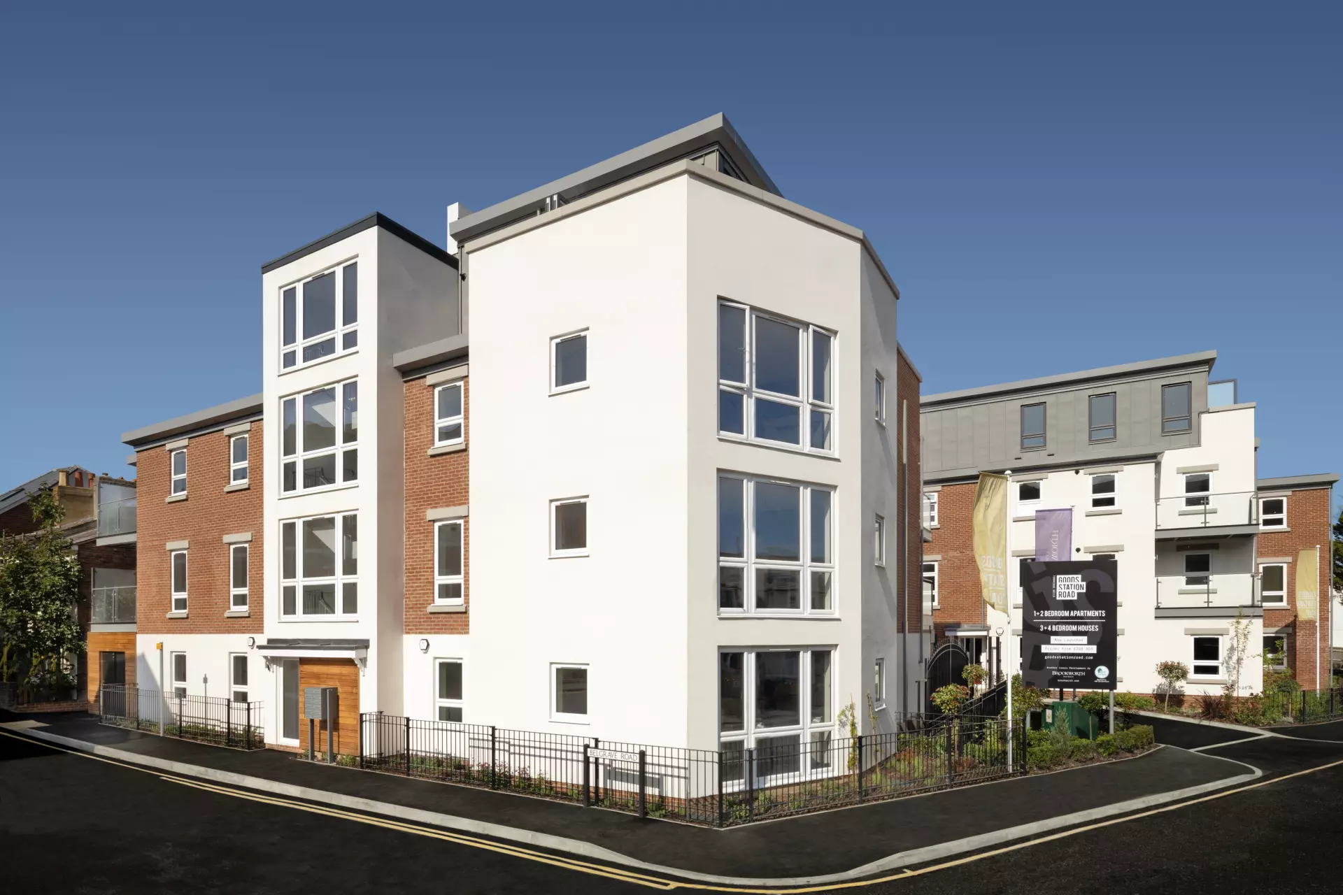 https://static.brookworth.com/assets/205-goods-station-road-tunbridge-wells/photography/Stephenson-House.jpg